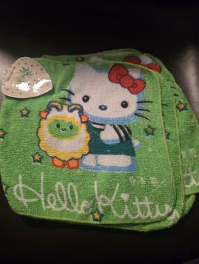 Sanrio Hello Kitty Mini Washcloth Towels Set New with Tags 100% Cotton